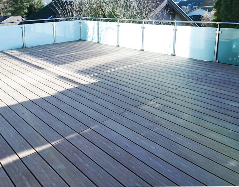 Terrassenanbau auf Schraubfundament