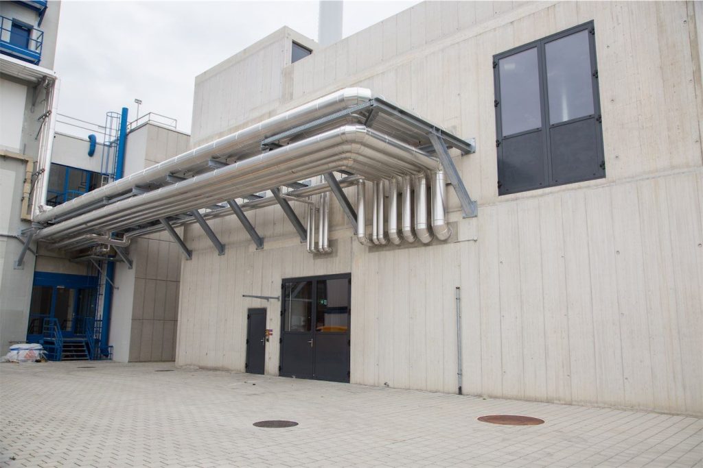 Fenster und Türen an Industriebau bei Mibelle in Füllinsdorf