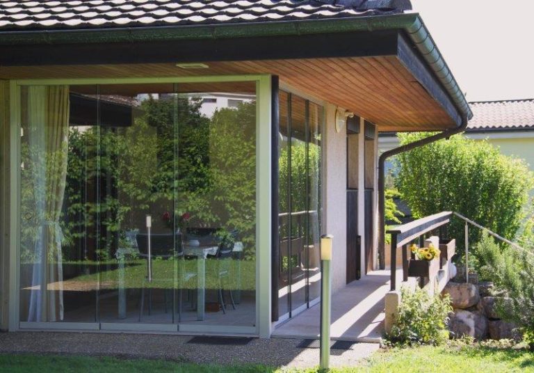 Sitzplatz­verglasung