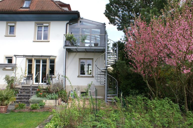 Wintergarten, Podest und Wendeltreppe