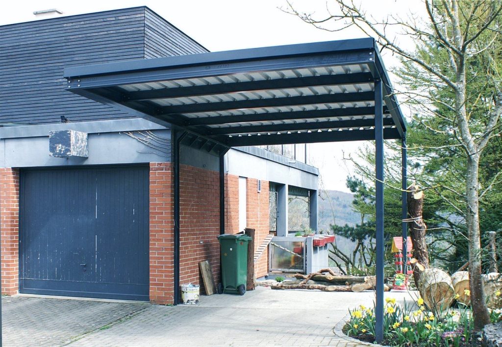 Stahl-Carport in Seltisberg
